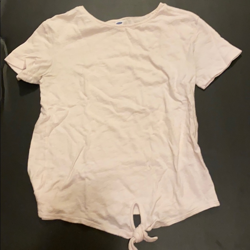 Very light pink old navy t shirt